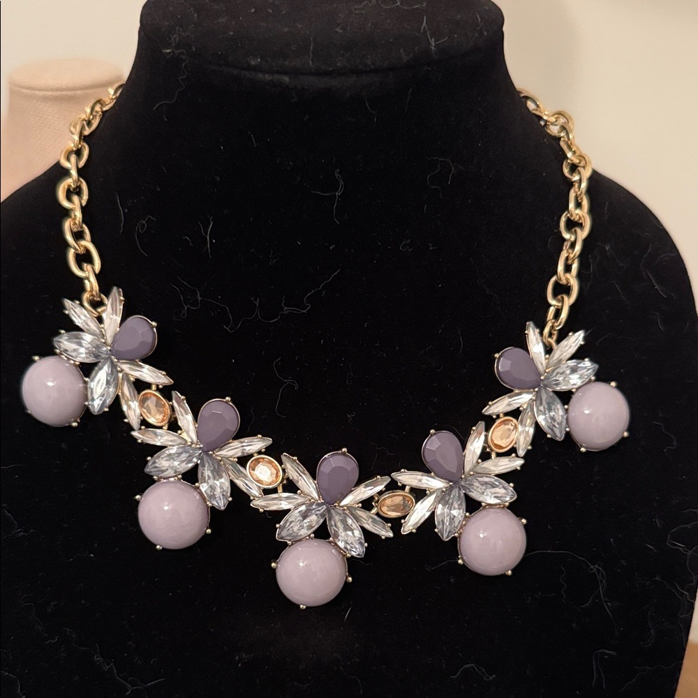 Elegant Gold and grey Floral statement Necklace